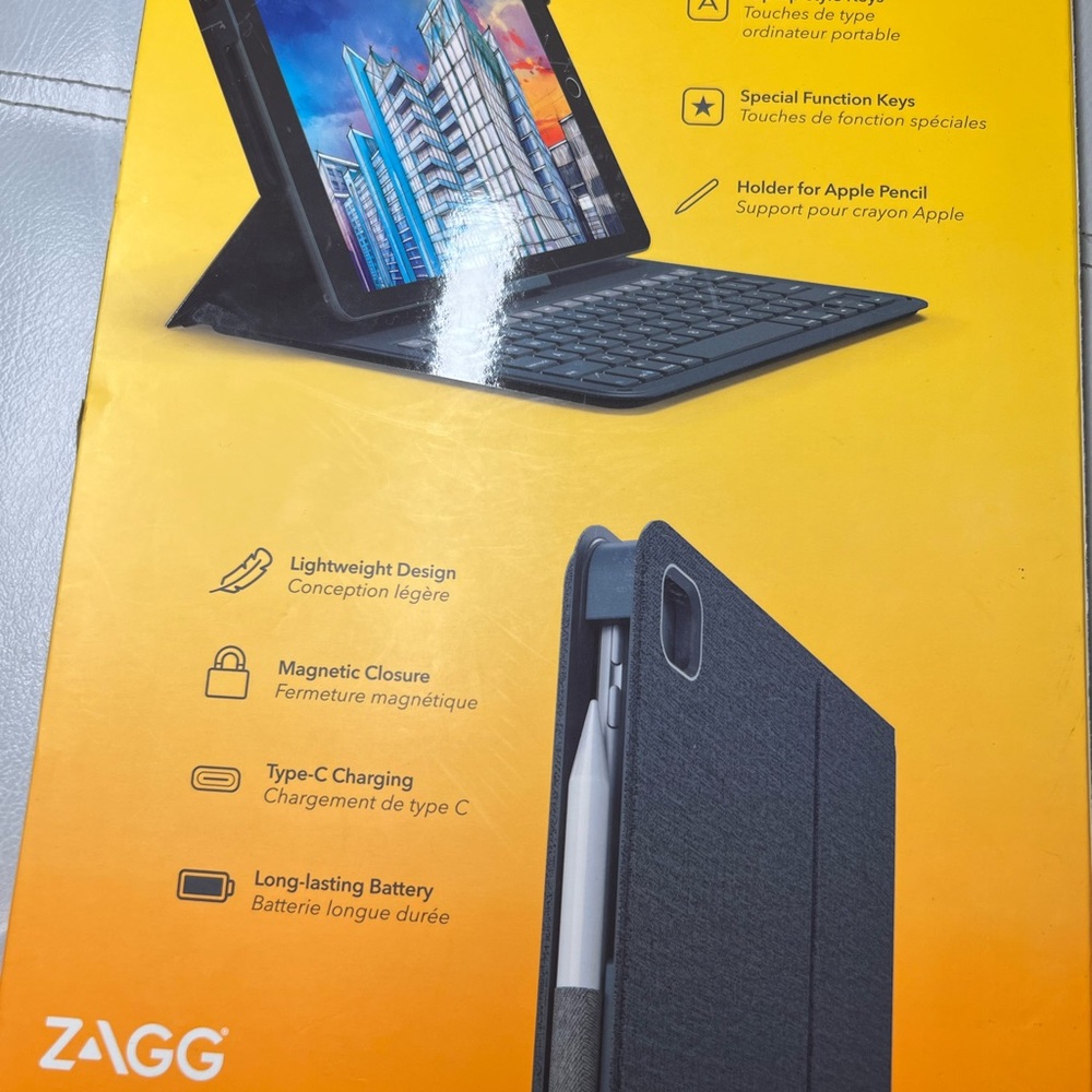 Zagg 11” iPad/Tablet Keyboard Case